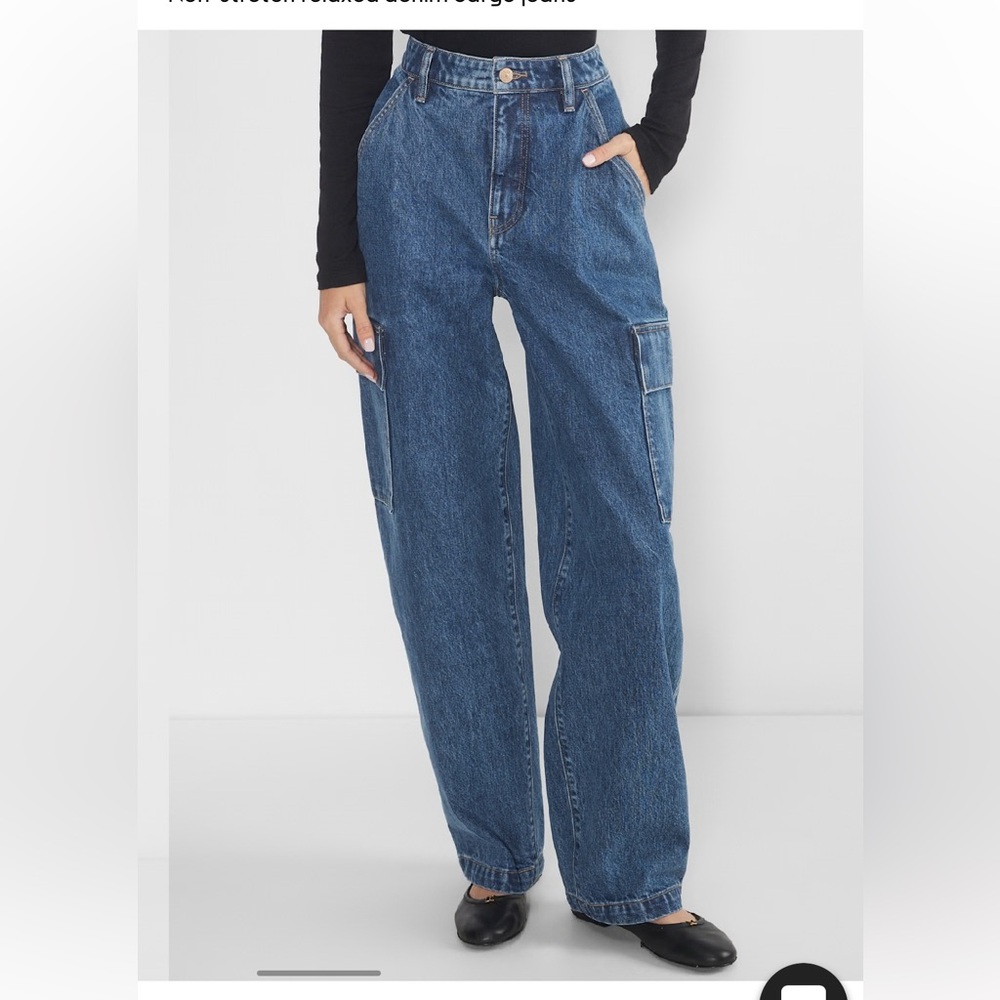 Aritzia Wilfred cargo jeans size 25